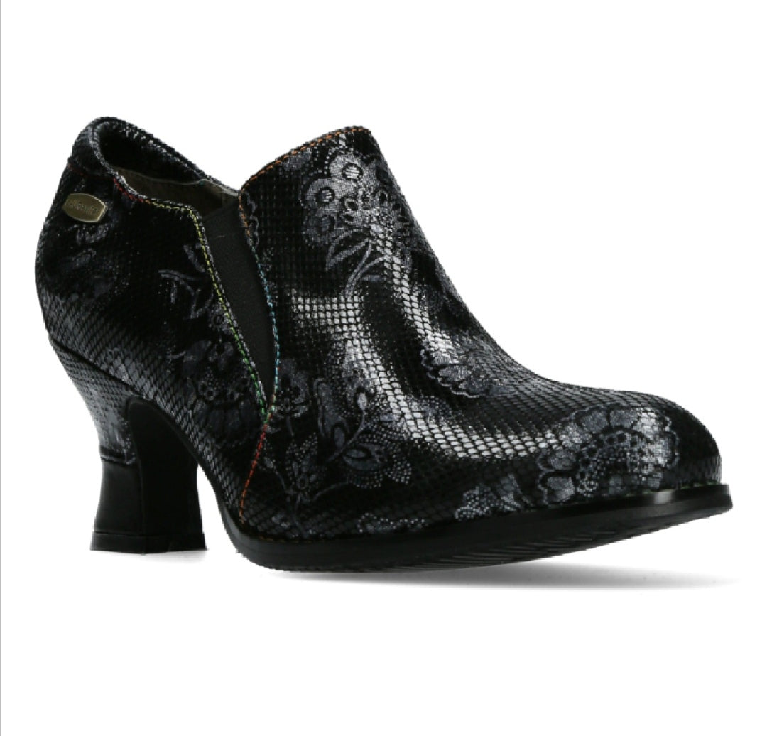 Laura Vita Gicgaso 02 Black Noir Shoe Boot Mid Heel.