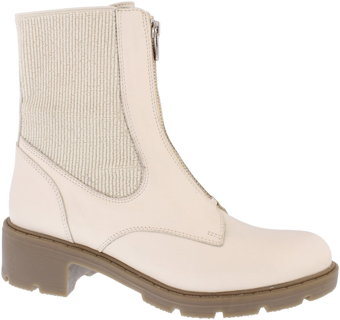Adesso Elodie Winter White Ankle Boot With  zips. Only size 4
