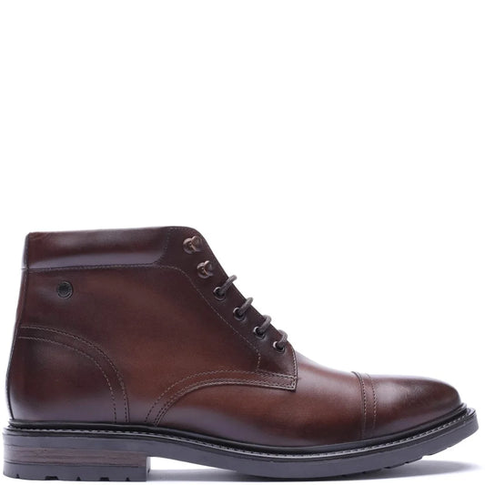 Base London Foster Waxy Boot in Brown