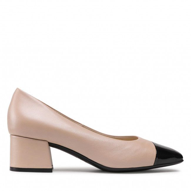 Caprice Beige Leather Court Shoe with a Black Patent Toe and Chunky Heel. Only sizes 6.5 and 8 left.