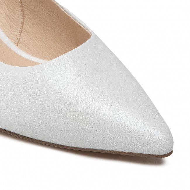 Caprice White Perlato Leather Sling Back with a Mid Heel. only size 7 left.